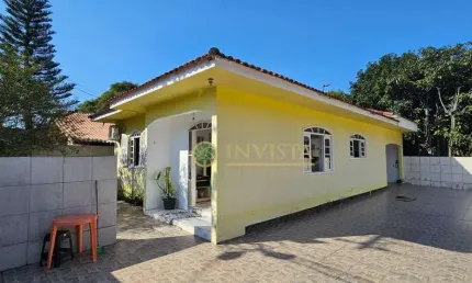À venda | viabilidade comercial e residencial com 8 vagas - rio vermelho, em florianópolis.