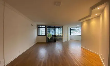 À venda | 156 m², 3 suítes, sacada, 2 vagas de garagem - centro, em florianópolis.