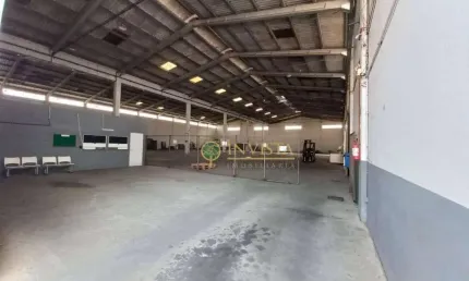 Galpão com 5000m² e 35 vagas para locação em são josé.