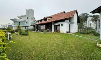 À venda no bosque das mansões! alto padrão, suíte master com closet e hidromassagem, 4 quartos e 4 vagas em condomínio fechado.