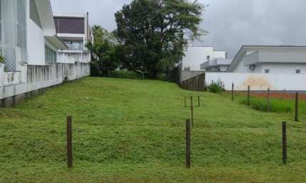 Terreno com 518m² à venda no bairro Pedra Branca - Palhoça.