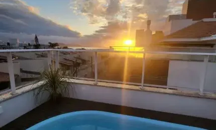 Terraço privativo com piscina e vista mar, 3 quartos e 2 vagas à venda em ponta das canas