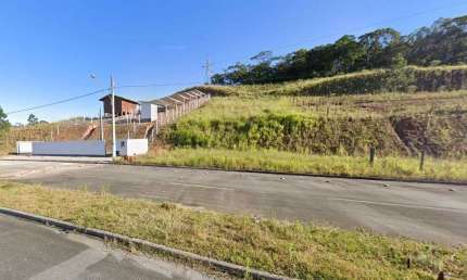 À venda! Terreno com 817m² com viabilidade no Sertão do Maruim.
