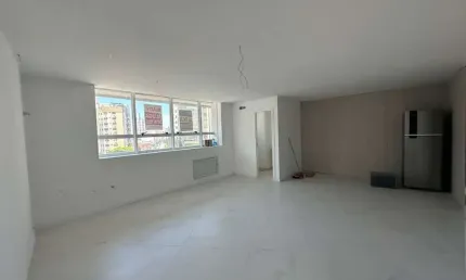 Sala comercial com 40m² para locação no centro de florianópolis.