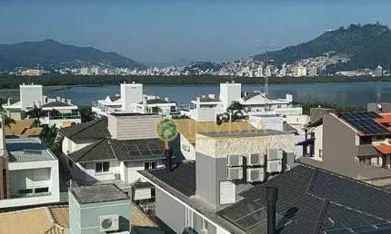 À venda no João Paulo! Alto Padrão com Vista Mar, piscina privativa, churrasqueira e 4 Suítes.