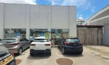 Galpão comercial com 250m² para locação no estreito.