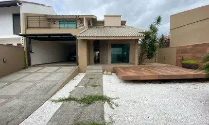 Casa com 3 quartos à venda na Rua Santa Tereza, 665, Balneário, Florianópolis