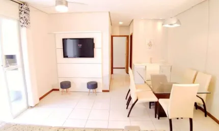 À venda com 2 quartos e sacada com Churrasqueira - Canasvieiras, Florianópolis.