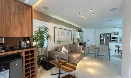 À venda | 131 m², 4 quartos, sacada com churrasqueira e 4 vagas de garagem - centro, em florianópolis.