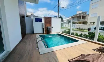À venda | 65 m², Mobiliado, 2 quartos, sacada com churrasqueira e 1 vaga de garagem - Praia de Palmas.
