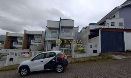 Locação no bairro Sertão do Maruim! Sobrados com 3 quartos, sacada e 1 vaga de garagem.