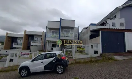 Locação no bairro sertão do maruim! sobrados com 3 quartos, sacada e 1 vaga de garagem.