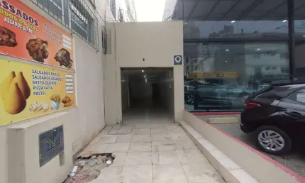 Loja comercial com 62m² - Locação no bairro Campinas.
