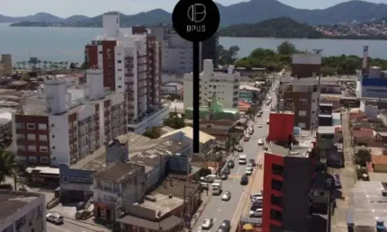 À venda no bairro Agronômica! Studio Plus com 1 vaga de garagem.