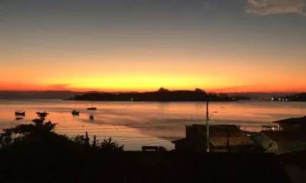 Terreno de 23.336 m² Frente Mar no Ribeirão da Ilha - À venda em Florianópolis.