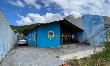 Oportunidade de investimento! casa com 6 quartos, kitnets , 360m² e 6 vagas de garagem.