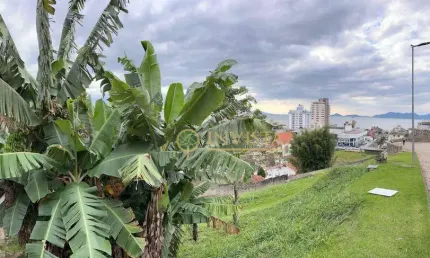 Terreno de 365m² à venda em condomínio fechado no terra domus, estreito.