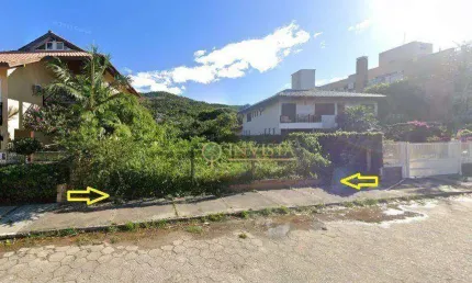 Terreno com 605m² em área nobre na Praia Brava - À venda em Florianópolis.