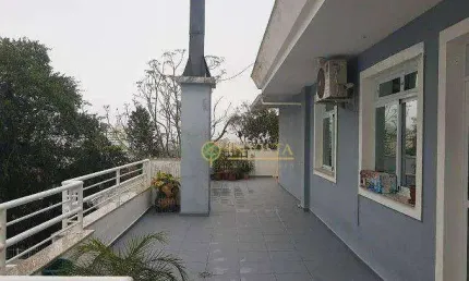 Cobertura com 3 quartos, Terraço privativo e 1 vaga de garagem - À venda no bairro Itacorubi.
