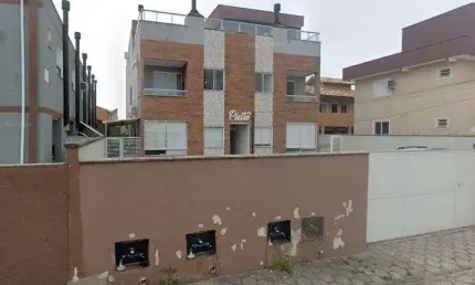 À venda na praia do campeche! 2 quartos, 63m², churrasqueira e 1 vaga de garagem.