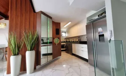 À venda | cobertura triplex de 3 quartos e vista parcial para o mar na praia dos ingleses.