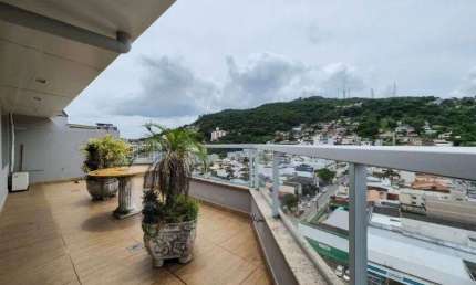 À venda | Duplex, Andar Alto, 160m², 3 quartos e 1 vaga de garagem.