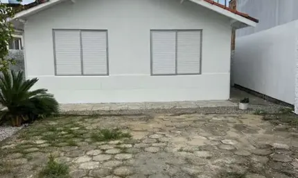 À venda | 65m² construídos, 2 quartos e 1 vaga de garagem - Ribeirão da Ilha, Florianópolis.