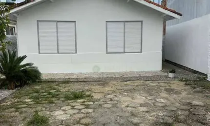 À venda | 65m² construídos, 2 quartos e 1 vaga de garagem - ribeirão da ilha, florianópolis.