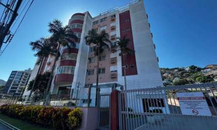 À venda | Lazer Completo, Sacada com churrasqueira, 2 quartos, 82,98 m² e 1 vaga coberta - Saco Grande, em Florianópolis.