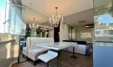 À venda | 80 m², mobiliado, 2 quartos, sol da manhã, vista mar, sacada com churrasqueira e 2 vagas de garagem - barreiros, em são josé.