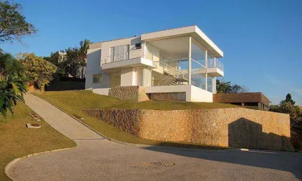 À venda | condomínio fechado, 461 m², vista livre para o mar e pôr do sol, 5 vagas de garagem - cacupé, em florianópolis.