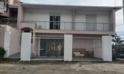 Locação | loja comercial com 110 m² e 1 vaga - próx. à ponte hercílio luz, estreito - florianópolis