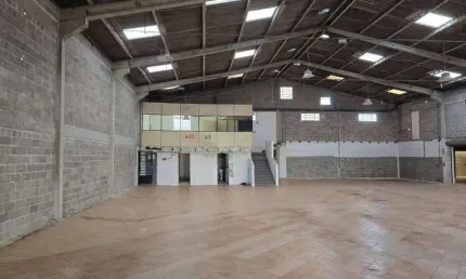 Locação | 500 m², 7 salas e 11 vagas de garagem - estreito, em florianópolis.