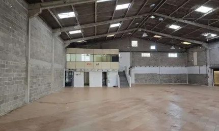 Locação | 500 m², 7 salas e 11 vagas de garagem - estreito, em florianópolis.
