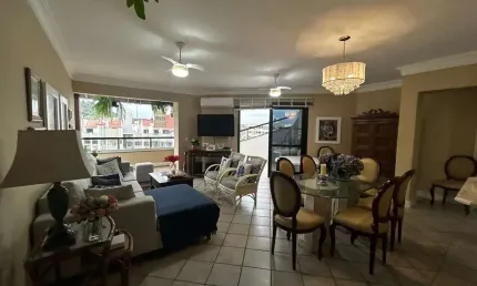 À venda | 143 m², 3 quartos, vista mar e 2 vagas de garagem - Canasvieiras, frente Mar, em Florianópolis.