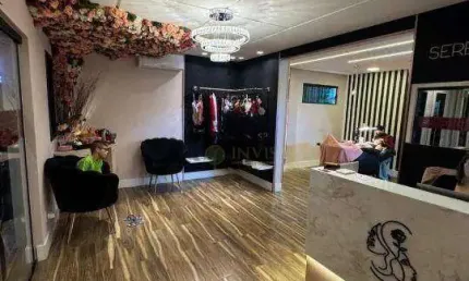 À venda | 388 m², 8 quartos, Viabilidade Comercial e Residencial, 2 vagas - Barreiros, em São José.