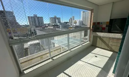 Locação | 68 m², Mobiliado, 2 quartos, sacada com churrasqueira e 1 vaga de garagem - Palhoça/SC.