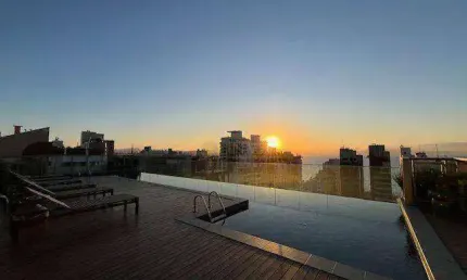 À venda | 100 m², sacada, 3 quartos e 2 vagas de garagem - centro de florianópolis, próximo ao beiramar shopping.