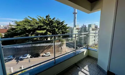 À venda | 60 m², 2 quartos, Sacada e 1 vaga - Estreito, Florianópolis.
