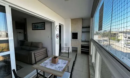 À venda | 83 m², 2 quartos, sacada com churrasqueira, semi mobiliado e 1 vaga de garagem - praia do campeche, em florianópolis.