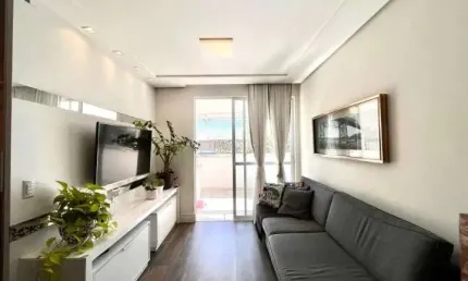 À venda | 129 m², sacada com churrasqueira, 3 quartos, 2 vaga de garagem - Kobrasol, em São José.