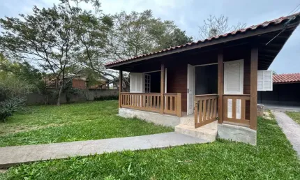 À venda | casa com 60 m² em terreno de 400 m² - rio vermelho, florianópolis.