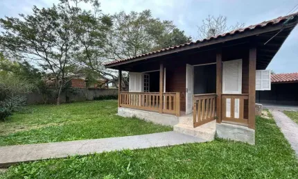 À venda | casa com 60 m² em terreno de 400 m² - rio vermelho, florianópolis.