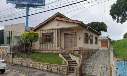 À venda | 180 m², 3 quartos e 4 vagas - capoeiras, florianópolis.