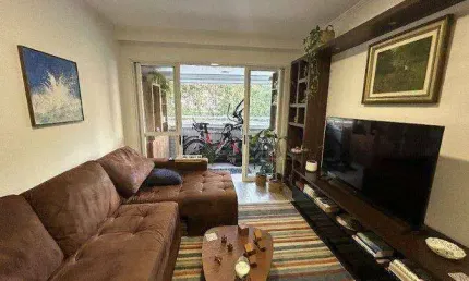 À venda | 126 m², sacada, 3 quartos, mobiliado e 1 vaga - próximo ao colégio catarinense, a 1 quadra da av. beira mar norte, em florianópolis.