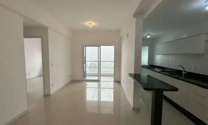 Locação | 72 m², sacada com churrasqueira, 2 quartos e 1 vaga - joão paulo, florianópolis.