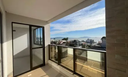 À venda | 128 m² garden, terraço com churrasqueira e vista mar, 3 quartos e 2 vagas - balneário estreito, florianópolis.