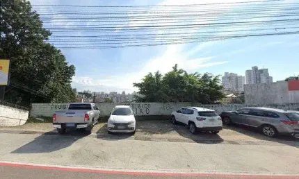 À venda | Terreno com 215m² - Capoeiras, em Florianópolis.