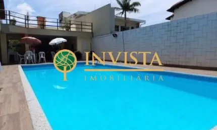 Piscina, sauna, churrasqueira, salão de jogos e 8 quartos à venda em Santa Mônica.