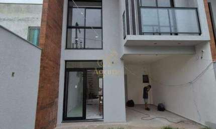 Sobrado 03 dormitorios 100m2 Bairro Sao Joao Itajaí